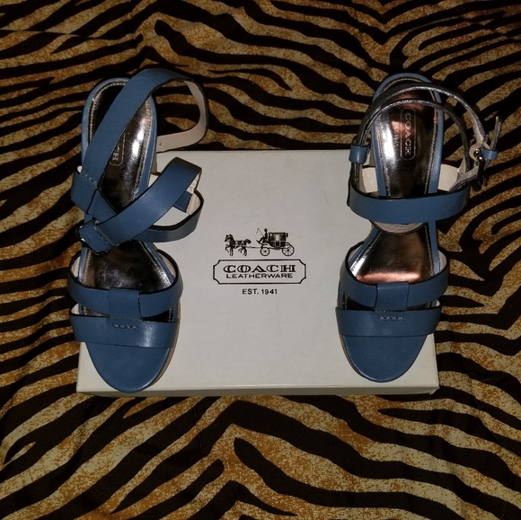 Coach Wedges OFFERS WELCOME size 7.5 NEW in box - Picture 8 of 16
